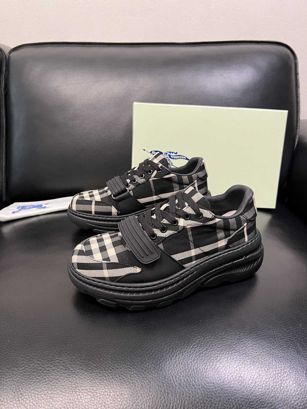 Burberry Check Low-Top Sneakers - Rubber Sole