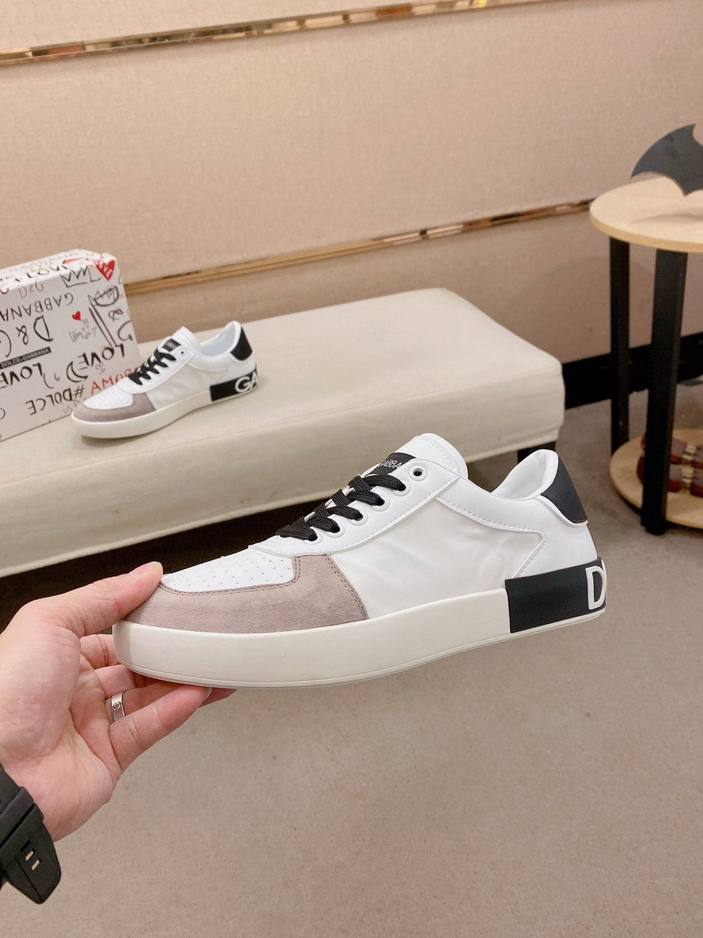 Dolce & Gabbana Contrast Low-Top Sneakers